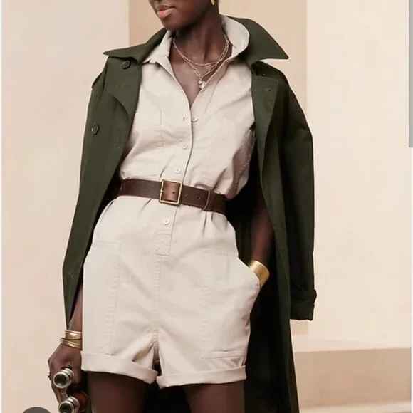 BANANA REPUBLIC Twill Mini Romper Size S Petite - Picture 1 of 7